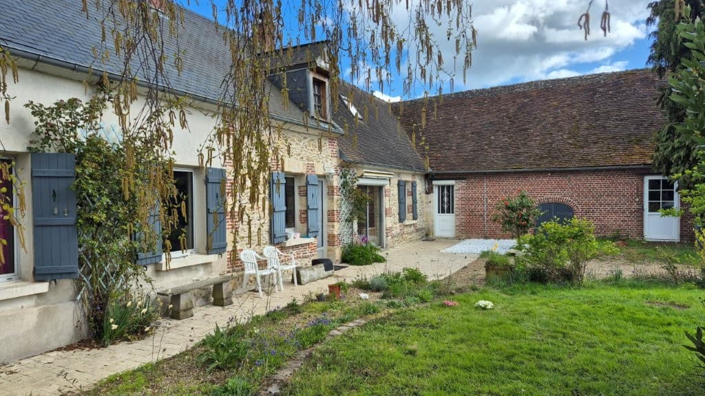 Charming 6 Bed Farmhouse For Sale In Abbecourt France