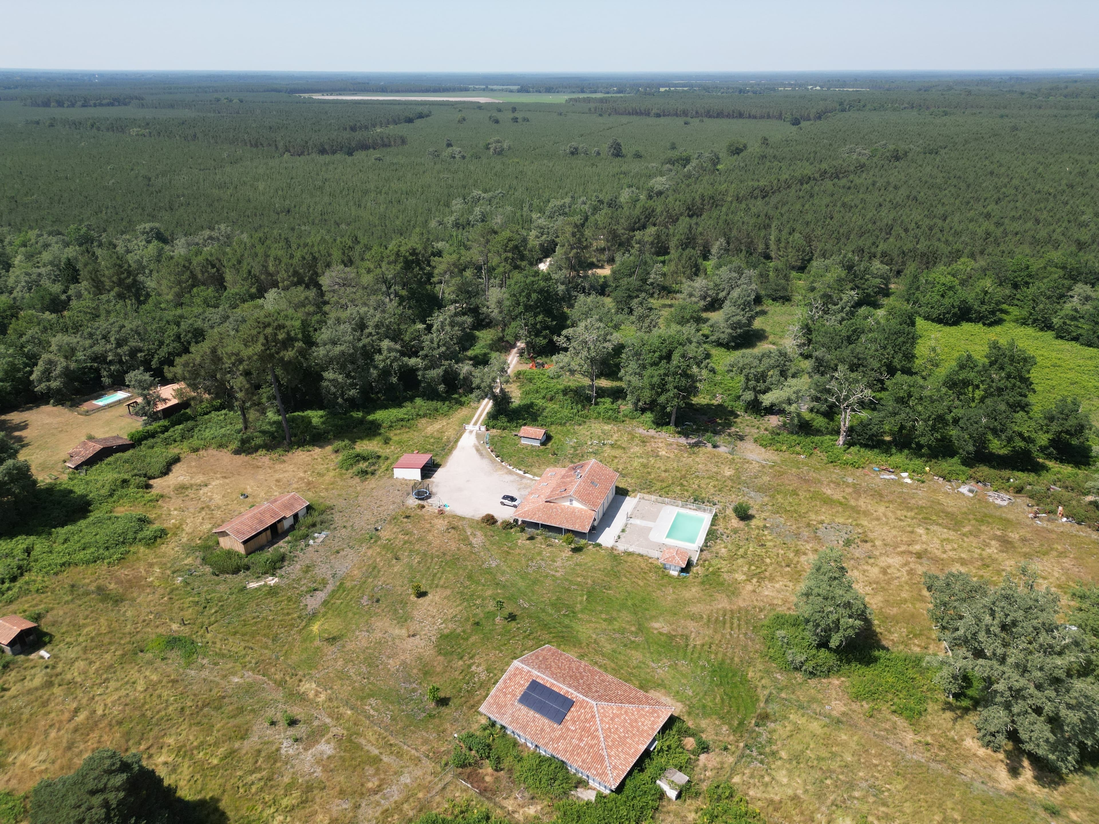 Sunning 5 Bed Estate For Sale In Pissos Landes France