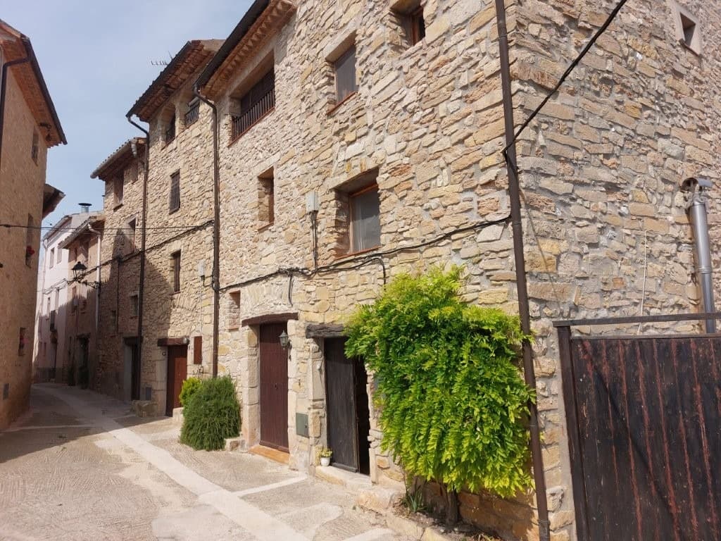 Stunning 3 Bed Stone Cottage For Sale in Ollers Tarragona Spain