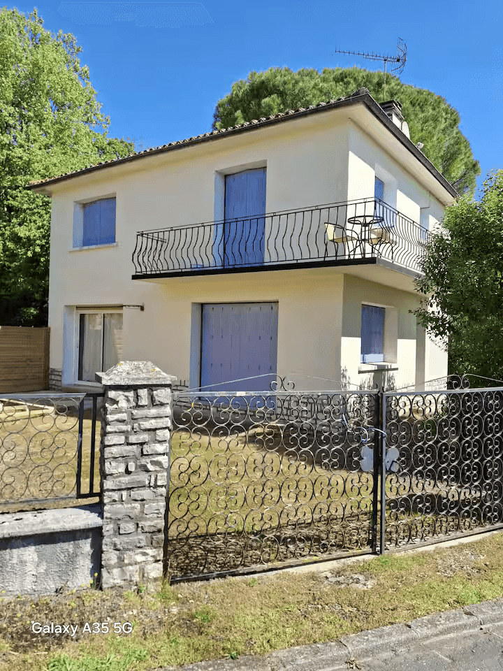 Stunning 3 Bed House for Sale in Ruffec Charente France