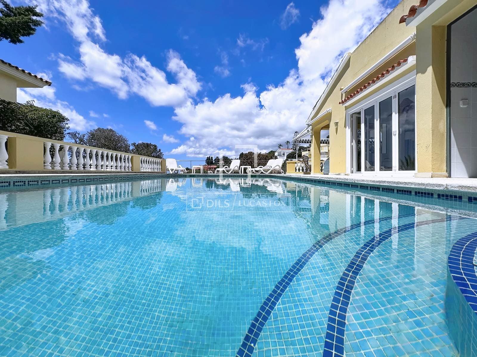 Charming Villa with Sea Views and Pool in Alaior