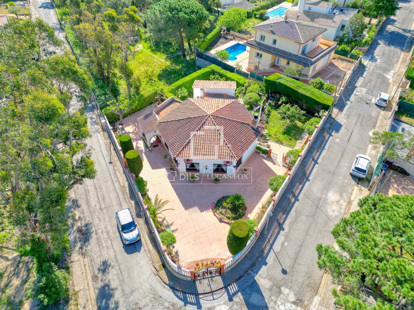 Spacious 4-Bedroom House with Renovation Potential in Platja d'Aro