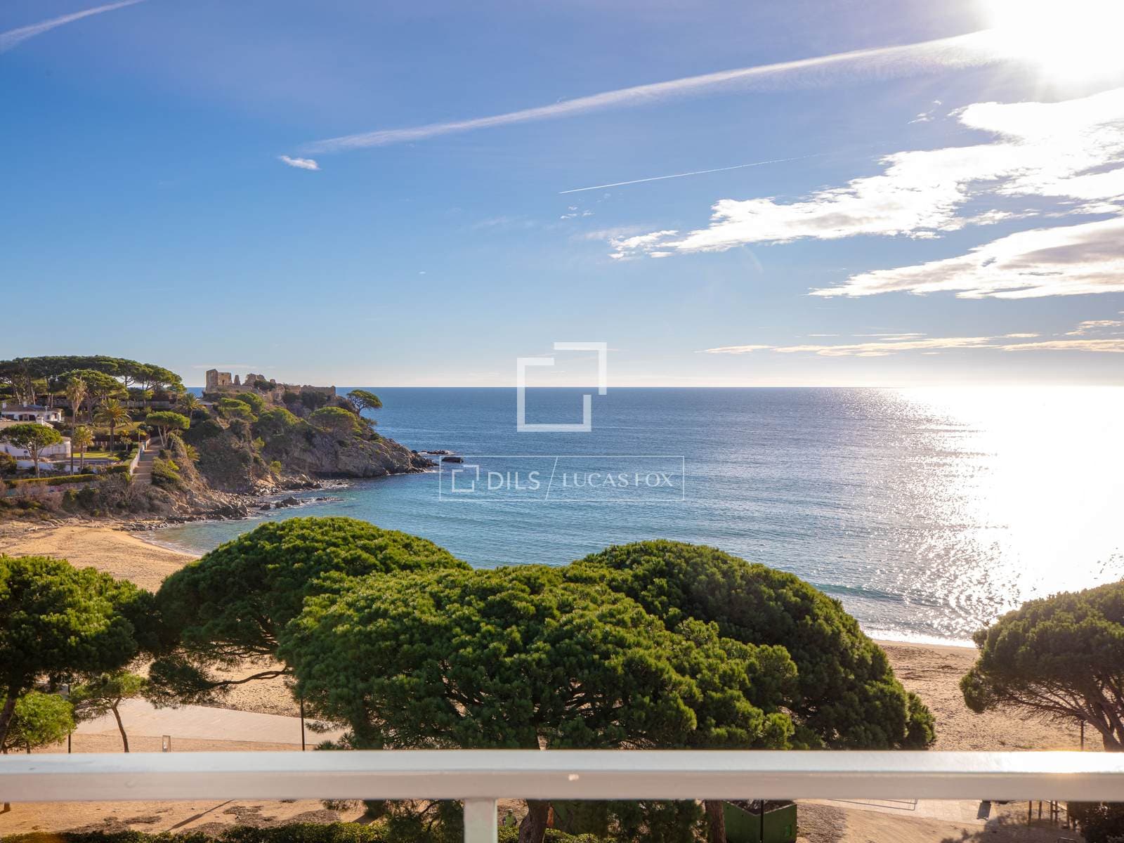 Seafront Two-Bed Apartment with Terrace in La Fosca, Palamós