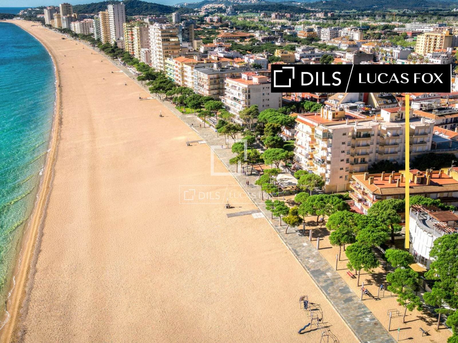 Exclusive Beachfront Apartment with Sea Views in Platja d'Aro