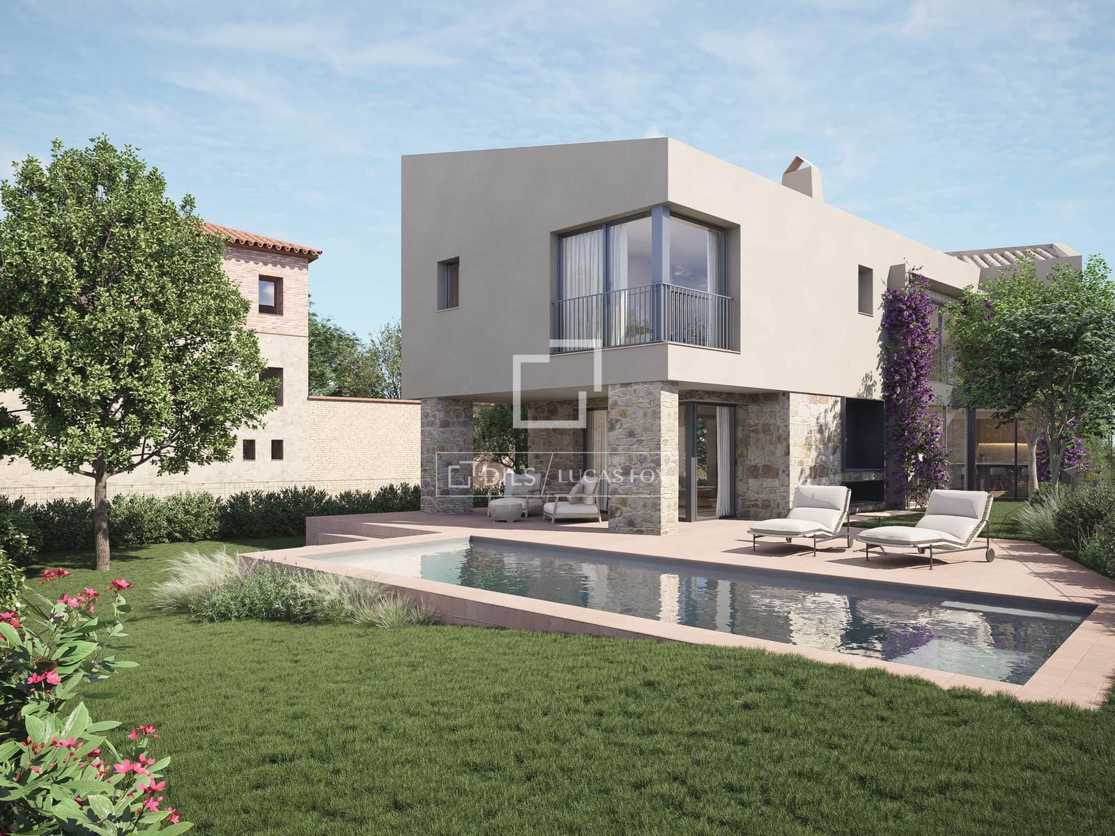 Spacious Five-Bedroom House with Pool in Alt Empordà
