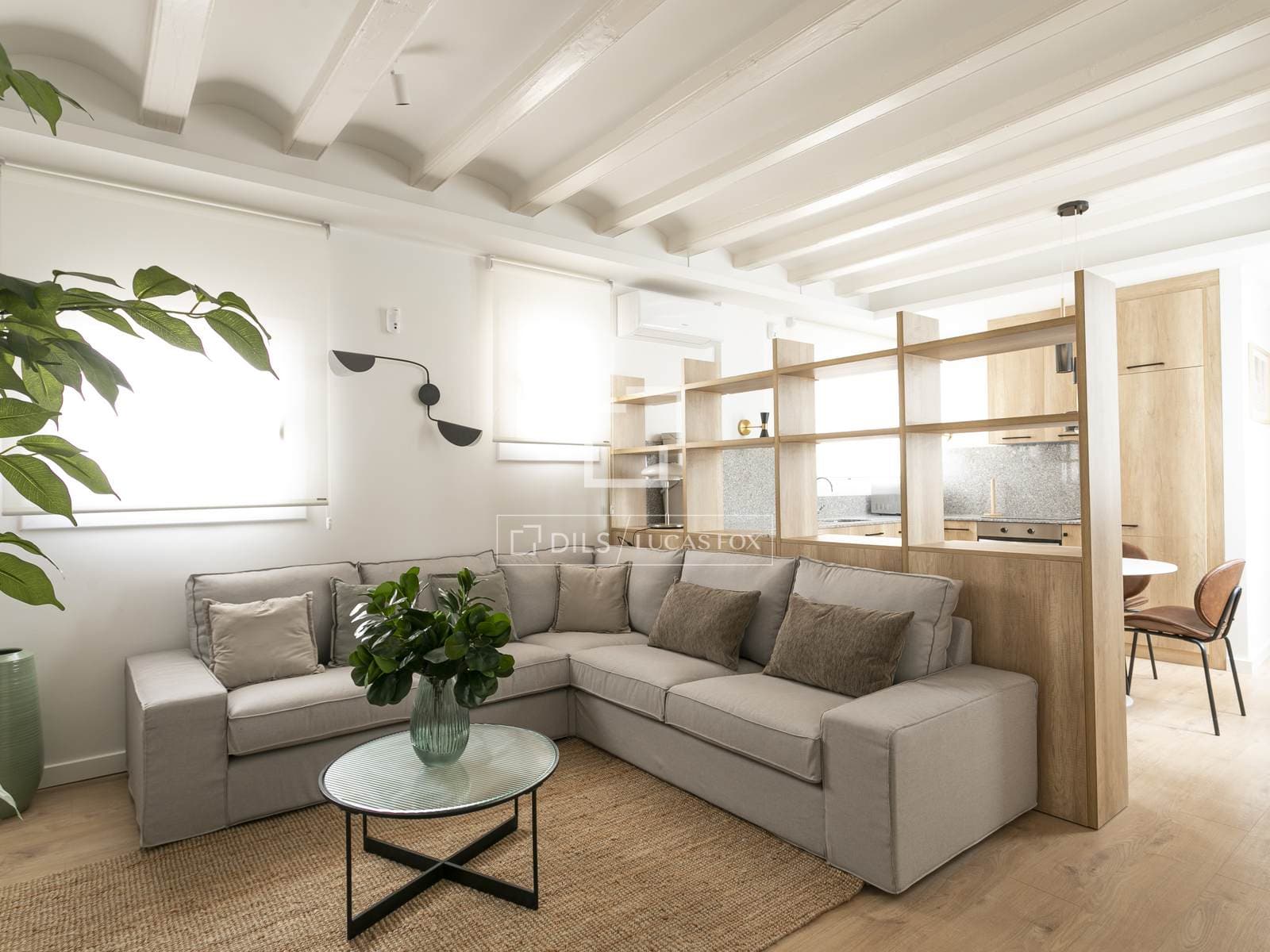 Renovated Two-Bedroom Apartment in Barcelona's Gothic Neighbourhood