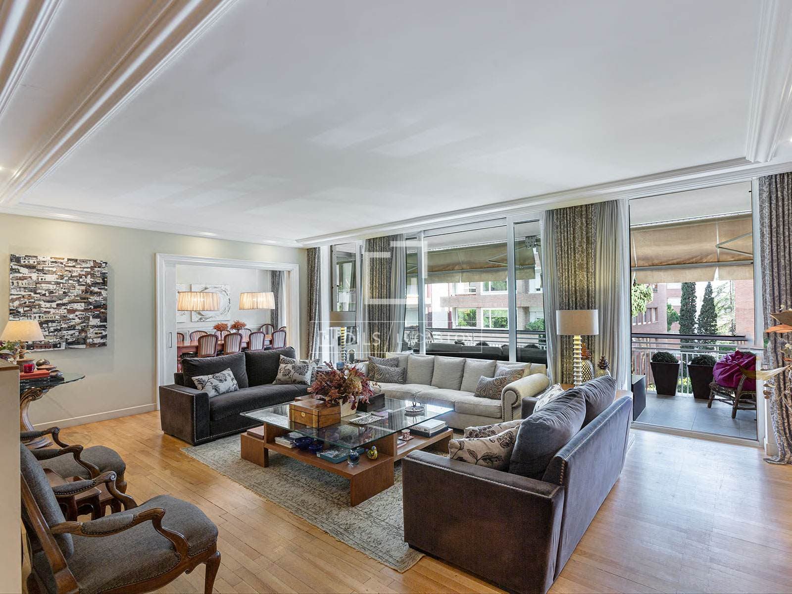 Exclusive Six-Bedroom Apartment in Turó Park, Barcelona