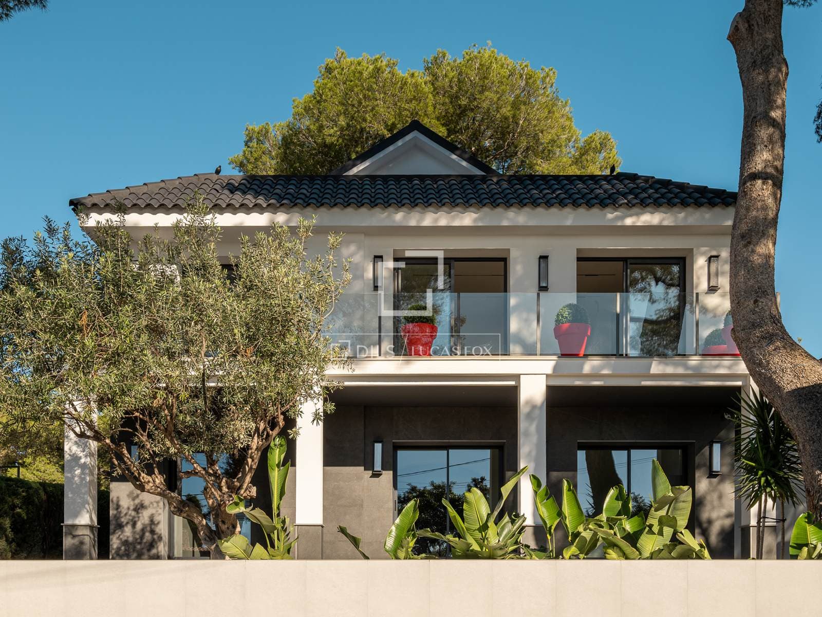 Newly Built Five-Bed Villa by Renowned Architect in Bellamar