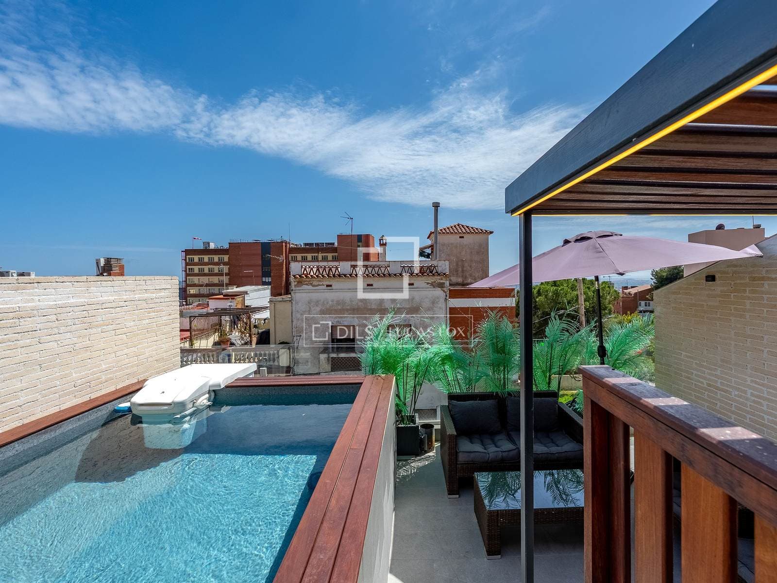 Designer Triplex with Pool in Prime Esplugues Location