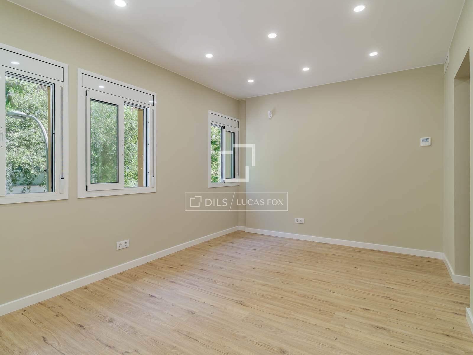 Brand New Two-Bedroom Apartment in Eixample Right, Barcelona