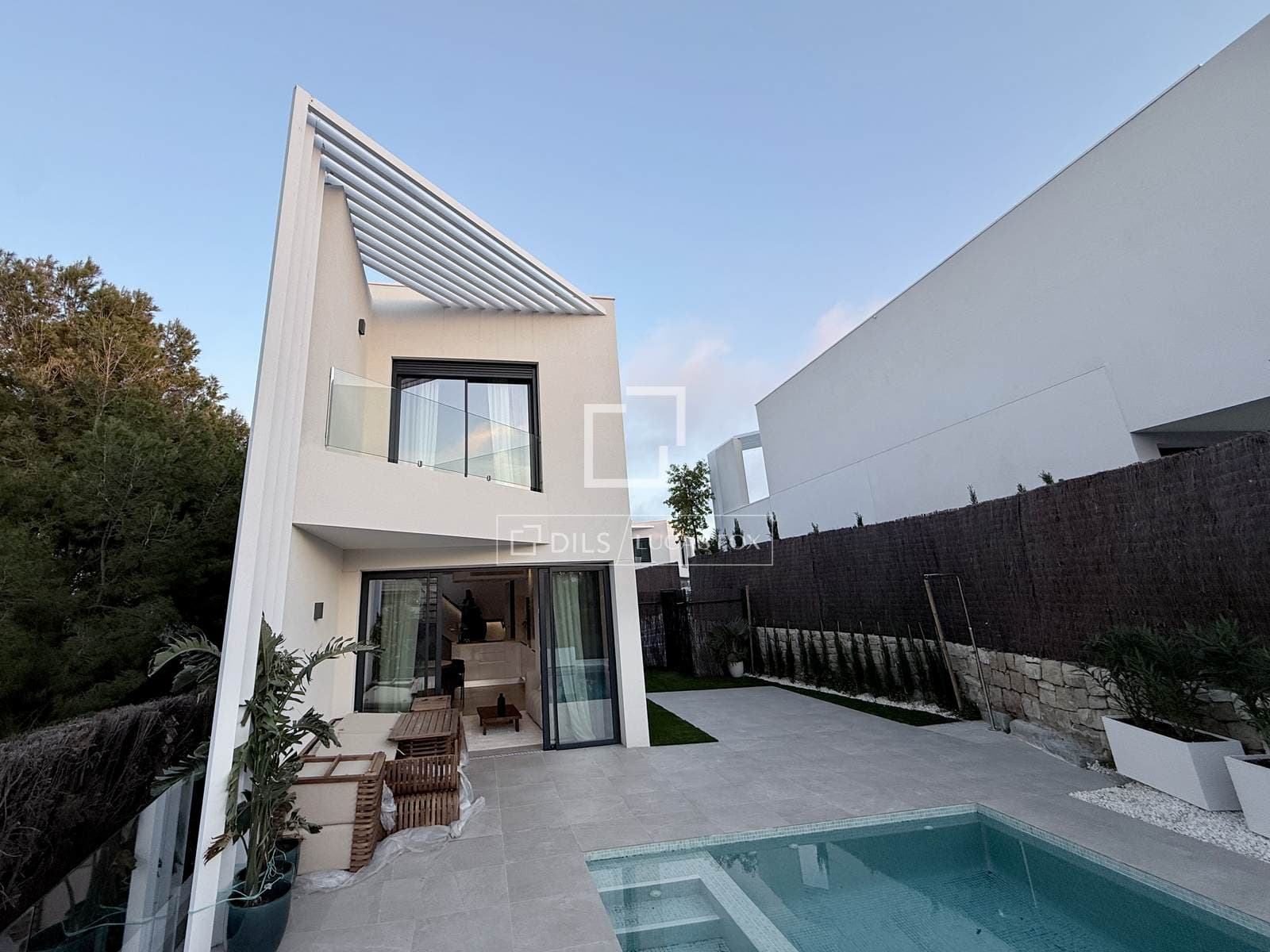 New Build Villa with Pool in San Juan, Costa Blanca