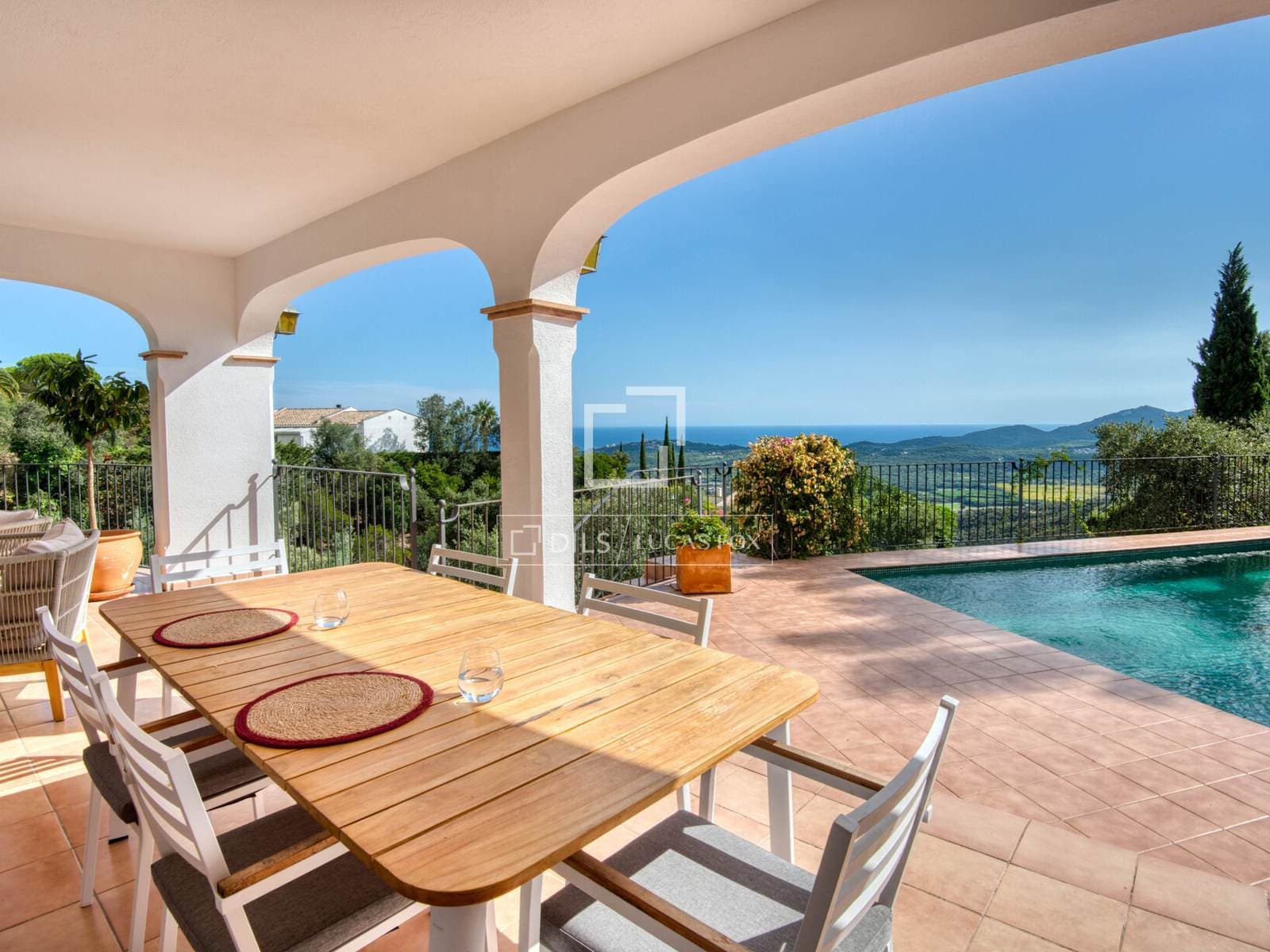 Five-Bedroom Mediterranean Villa with Pool in Platja d'Aro