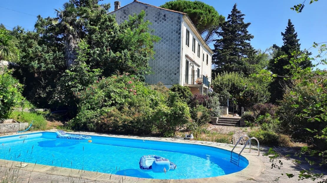 Charming Five-Bedroom Character Home with Pool near Olargues