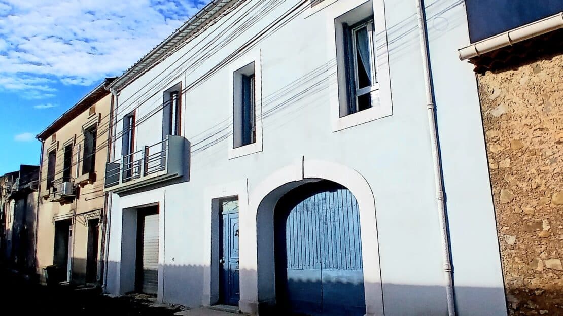 Charming Winegrowers House With 4 Bedrooms Plus Studio, Large Garage And Spacious Terrace With Views