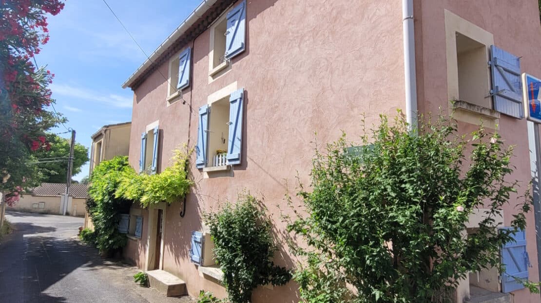 Charming Village House With 101 M2 Of Living Space, 4 Bedrooms And A Lovely Sunny Terrace.
