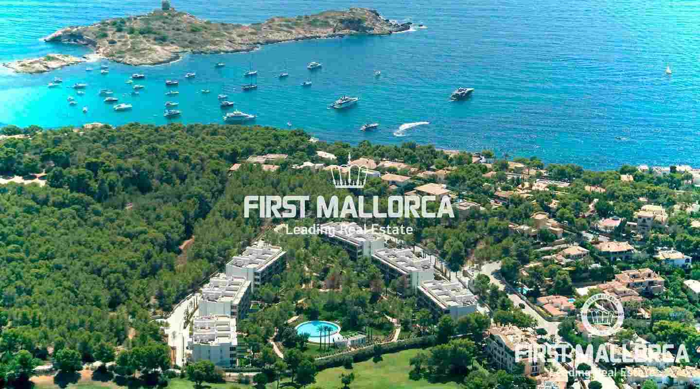 Deluxe Three-Bedroom Apartment in Exclusive Bendinat