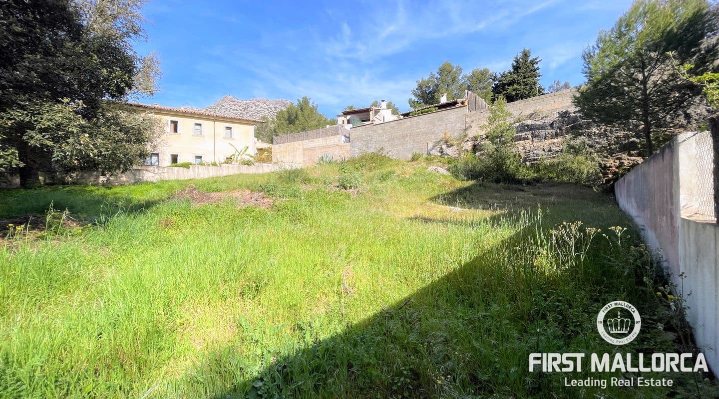 Two Building Plots with Mountain Views in Cala San Vicente