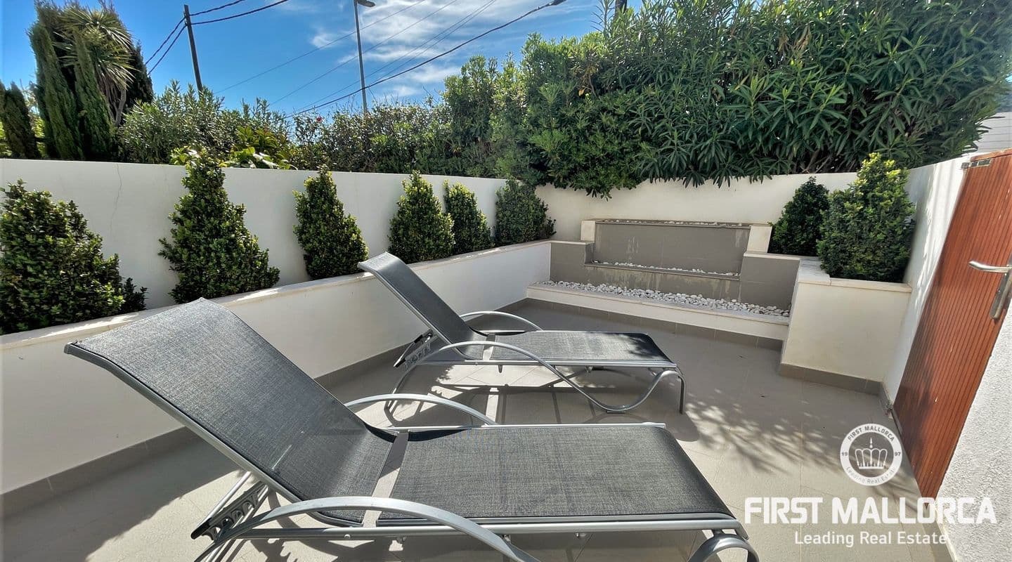 Sunny Groundfloor Apartment with Pool in Puerto de Andratx