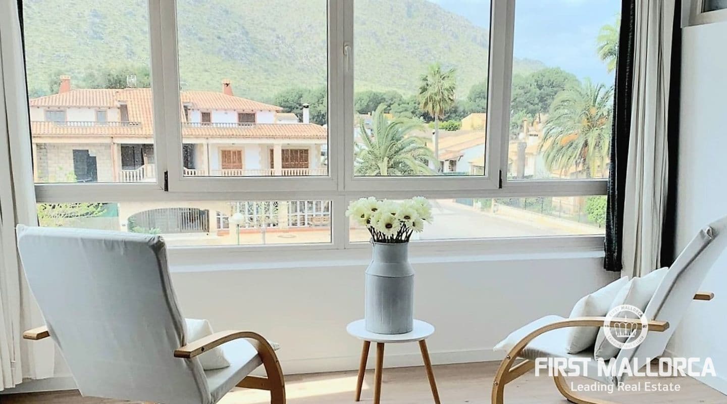 Refurbished Two-Bedroom Flat with Holiday License in Puerto Alcudia