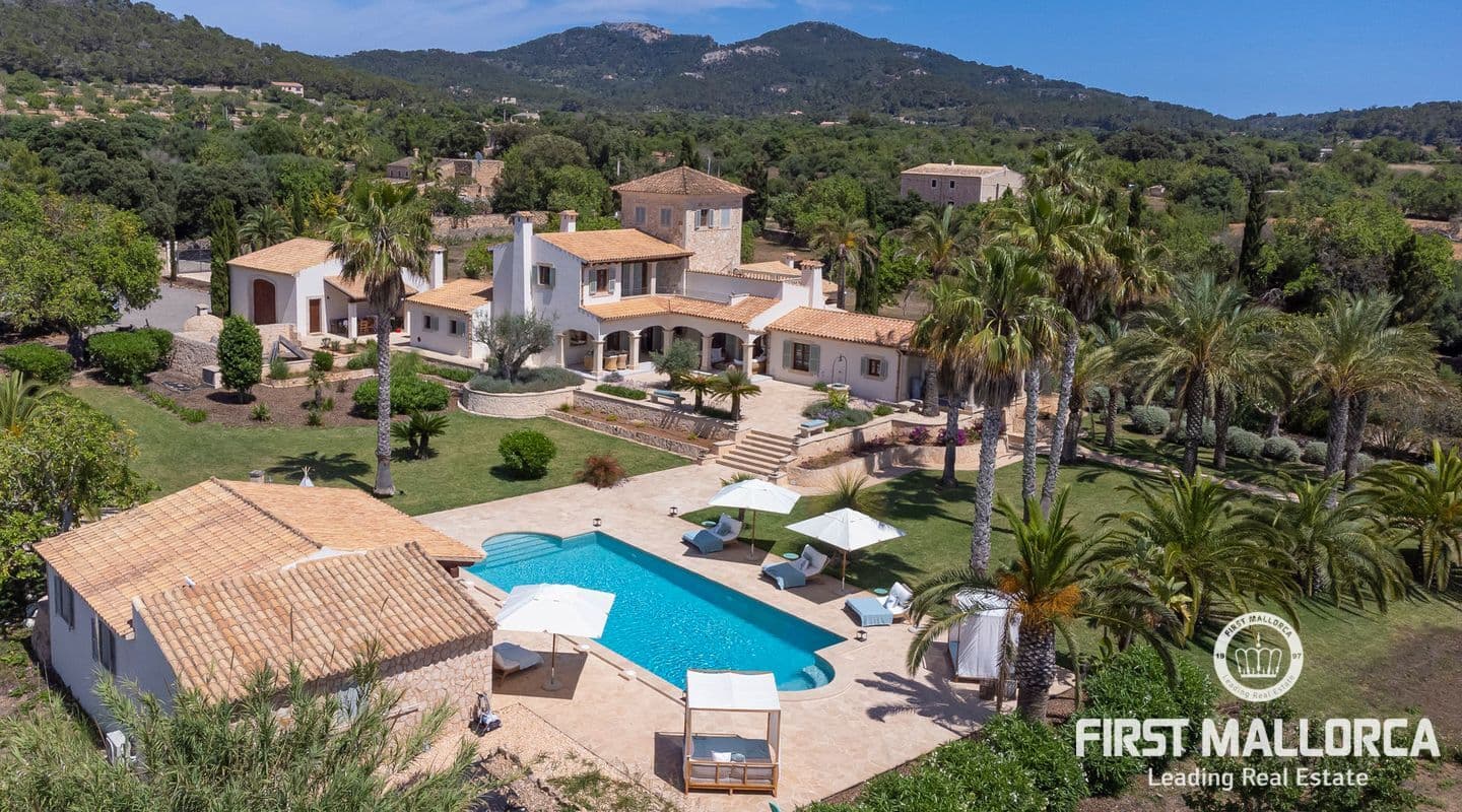 Renovated Six-Bed Finca with Pool and Tower in Cas Concos