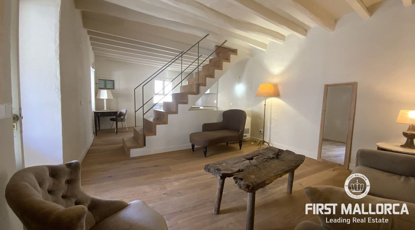 Renovated Three-Bedroom Townhouse in Sóller, Mallorca