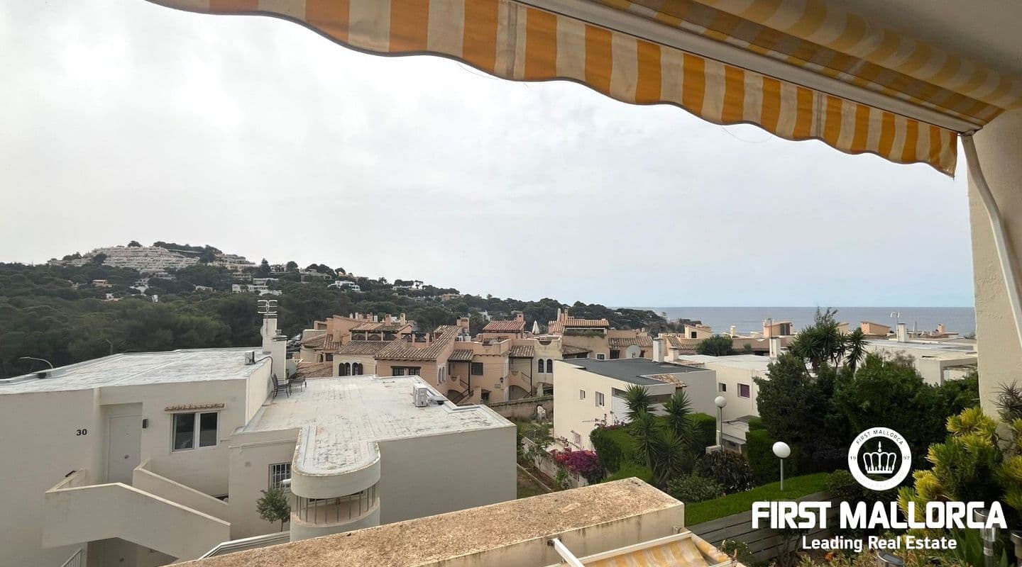 Charming Three-Bedroom Apartment with Partial Sea Views
