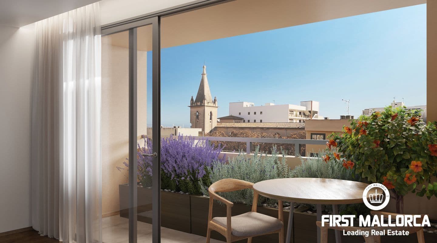 Modern 3-Bedroom Apartment near Santa Catalina Market