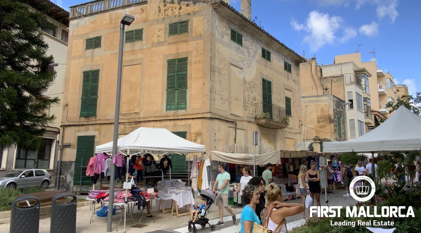 Spacious 19th Century Townhouse in Manacor