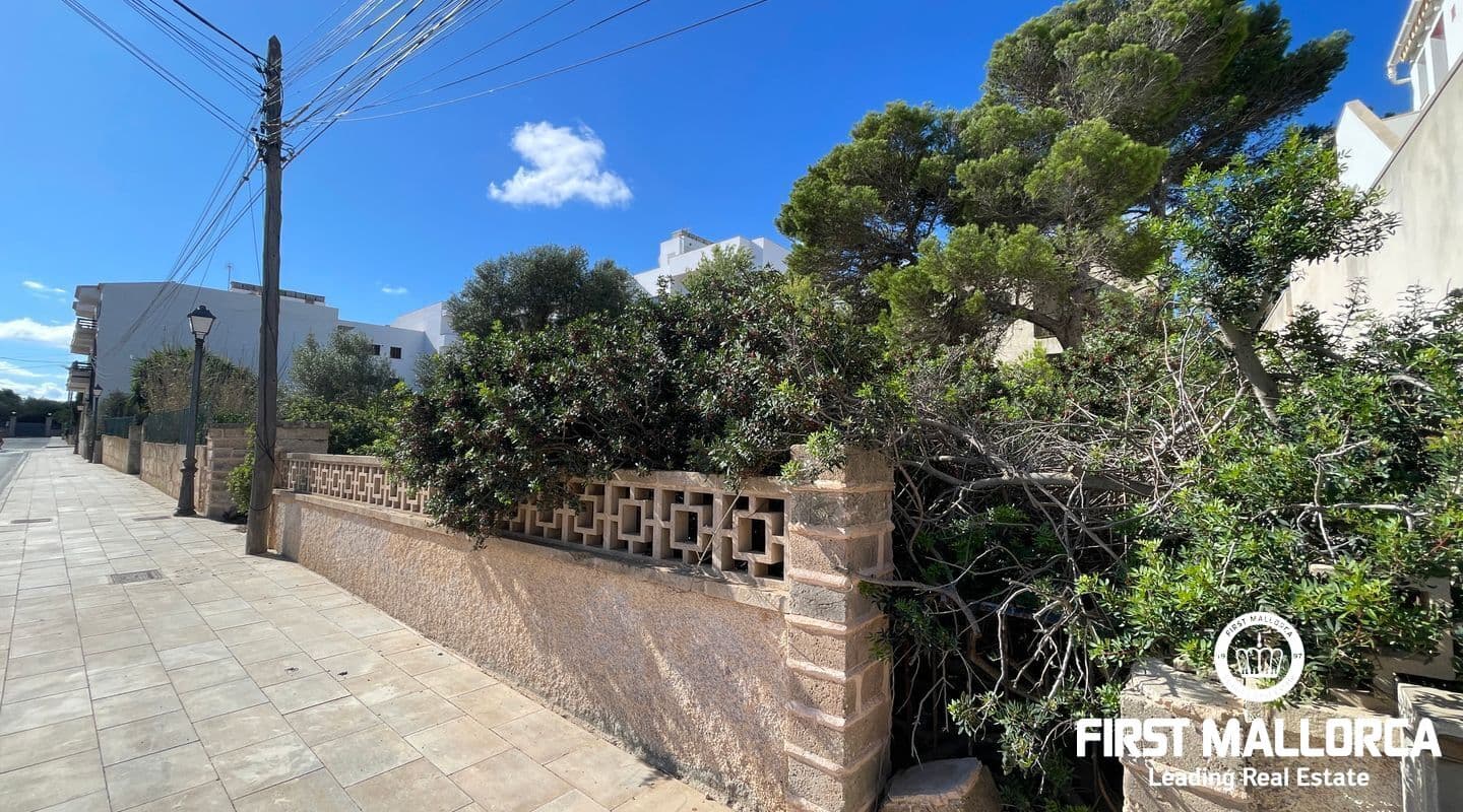 Urban Building Plot with Project Near Cala Figuera