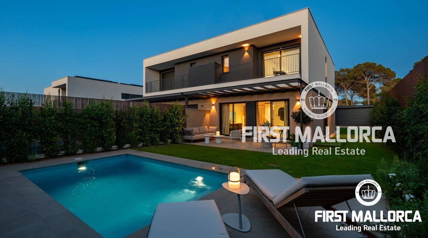 New Semi-Detached House in Puig de Ros near Maioris Beach