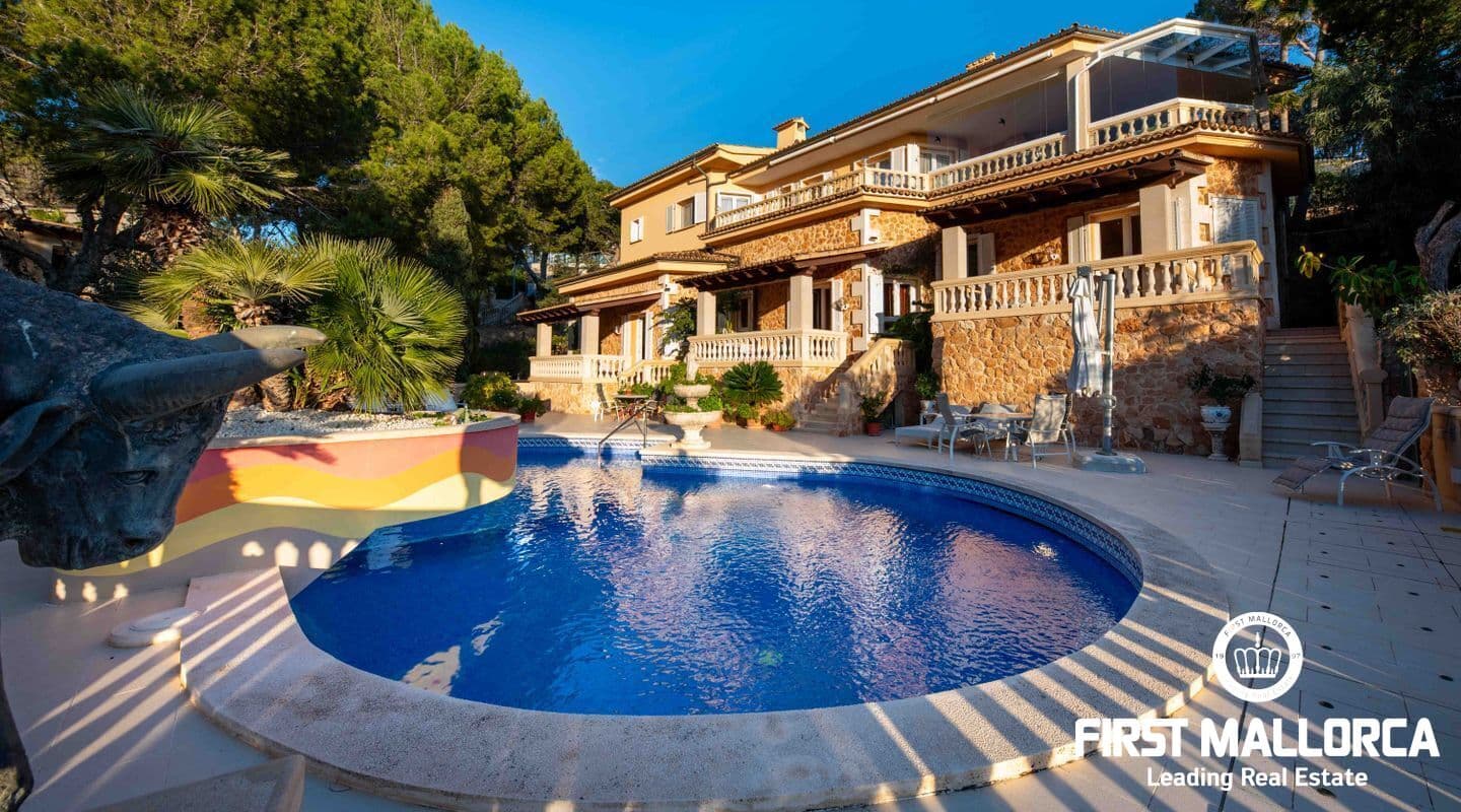 Stylish Family Villa with Sea Views in Costa de la Calma