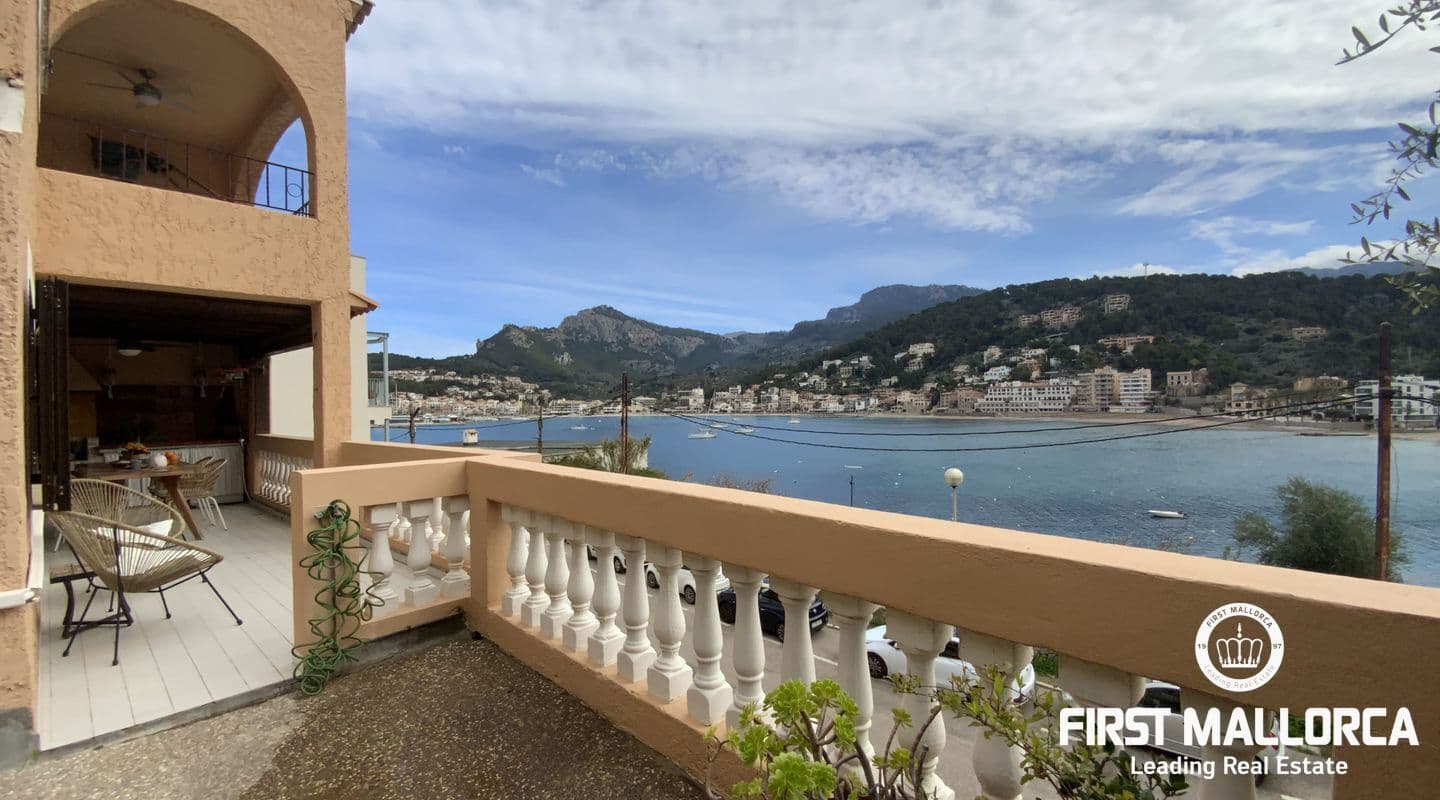 Two-Bedroom Sea View Apartment with Rental Licence in Puerto de Sóller