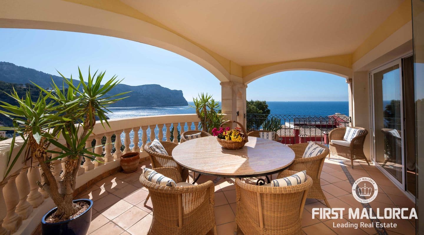 Luxury Sea View Apartment in Puerto de Andratx
