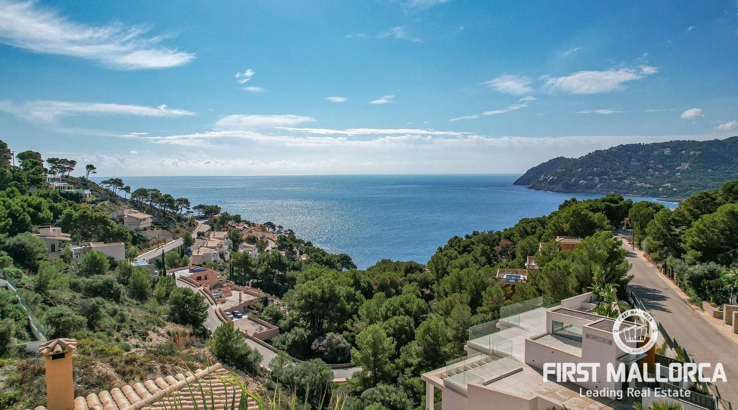 Urban Building Plot in Canyamel with Sea Views