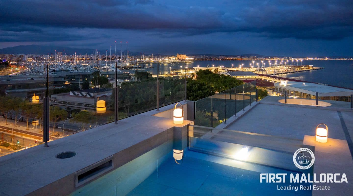 Luxurious Four-Bed Penthouse with Harbour Views in Palma