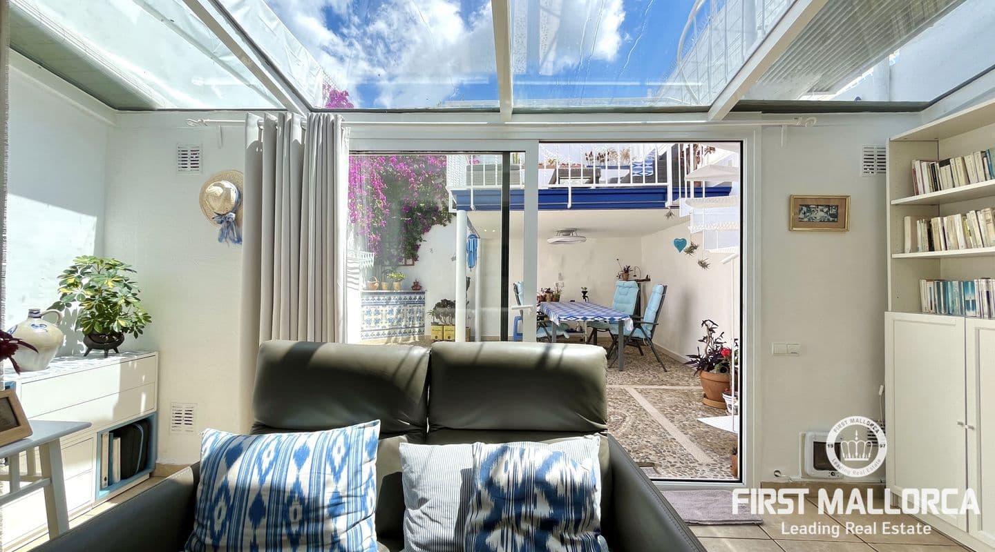 Bright Three-Bedroom Townhouse in Quiet Muro