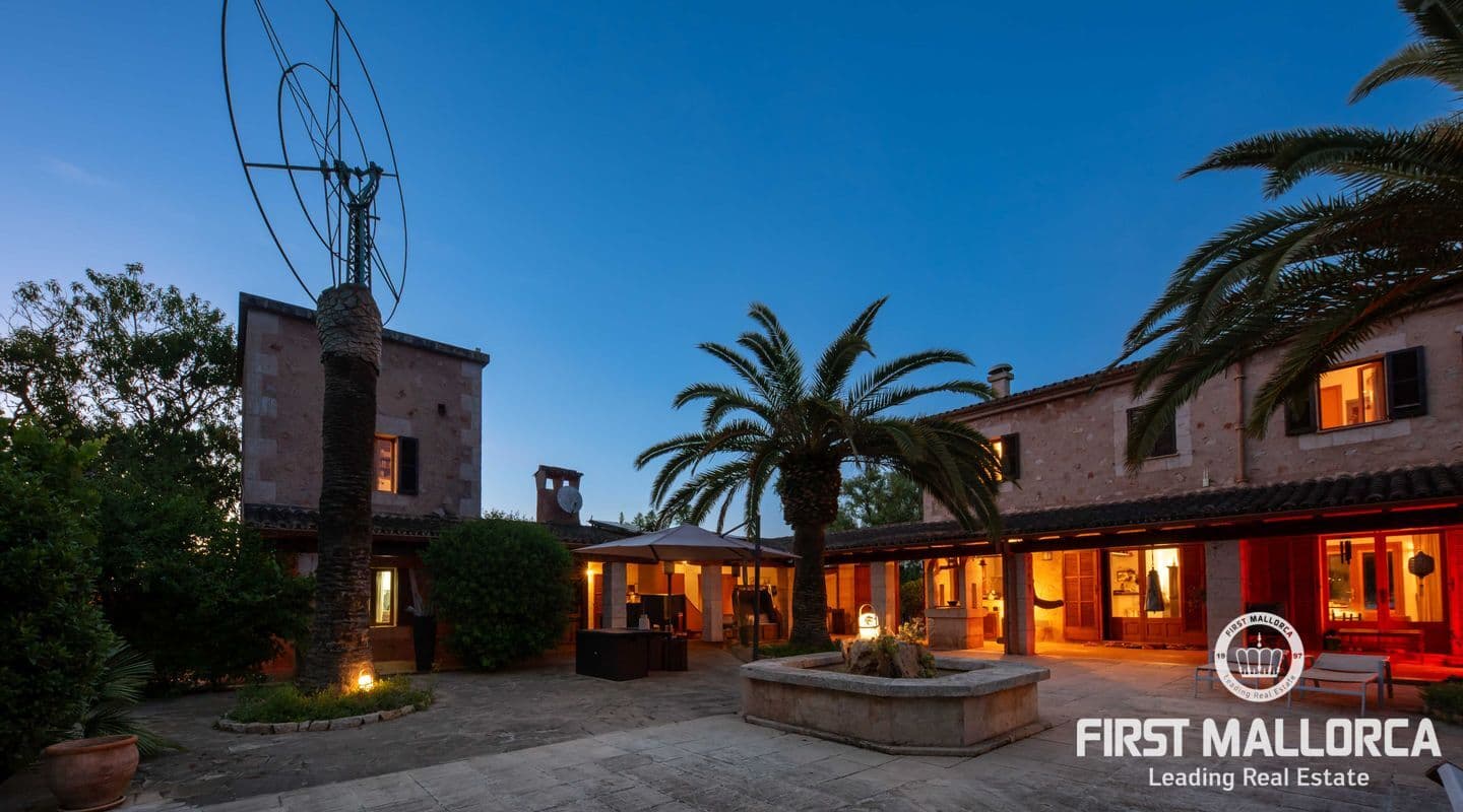 Spacious Mallorcan Estate with Mill and Wine Cellar near Campos