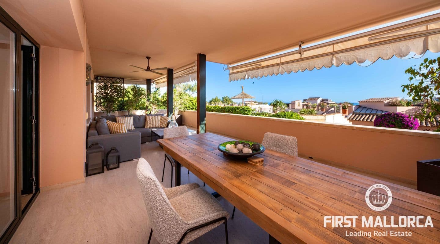Modern Three-Bedroom Apartment in Exclusive Bendinat