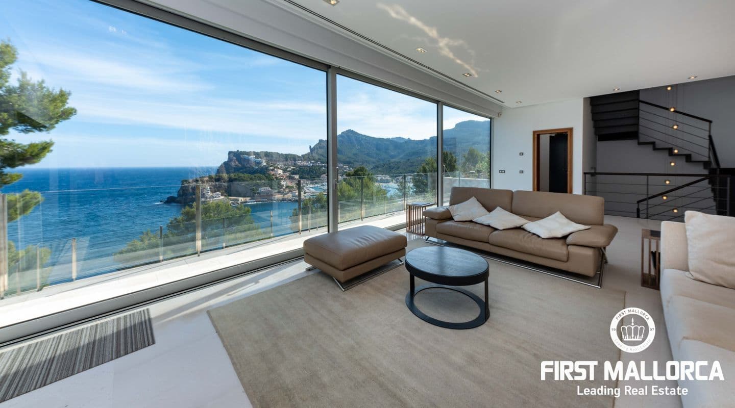 Modern Villa with Sea Views in Puerto de Sóller