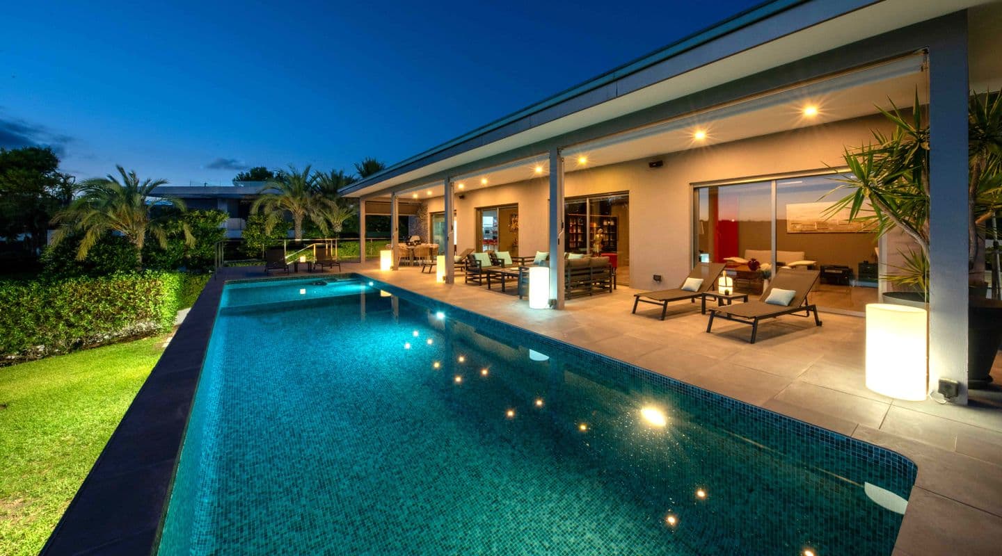 Elegant Four-Bedroom Villa with Pool in Cala Vinyes