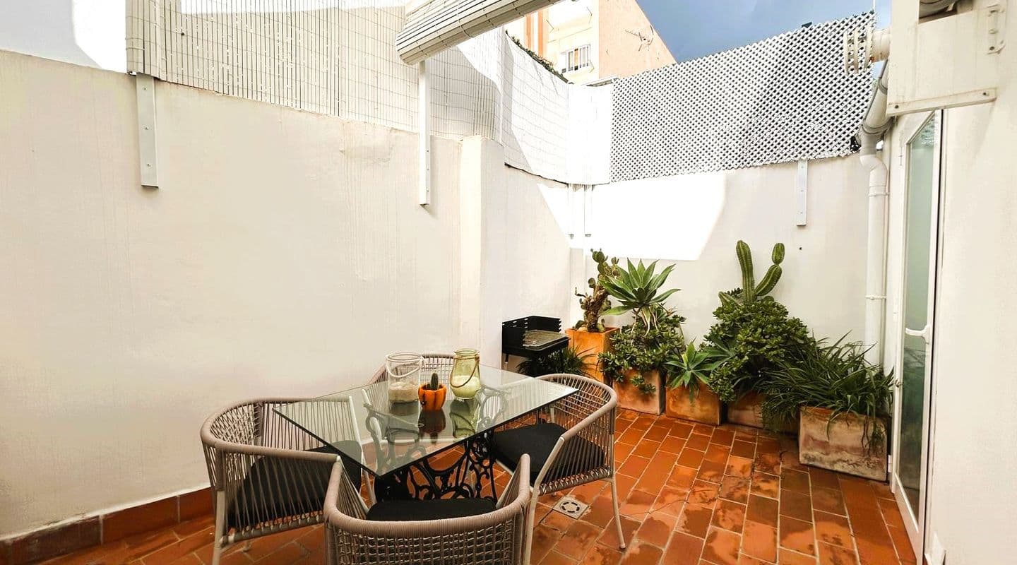 Charming Ground-Level House in Quiet Son Espanyolet