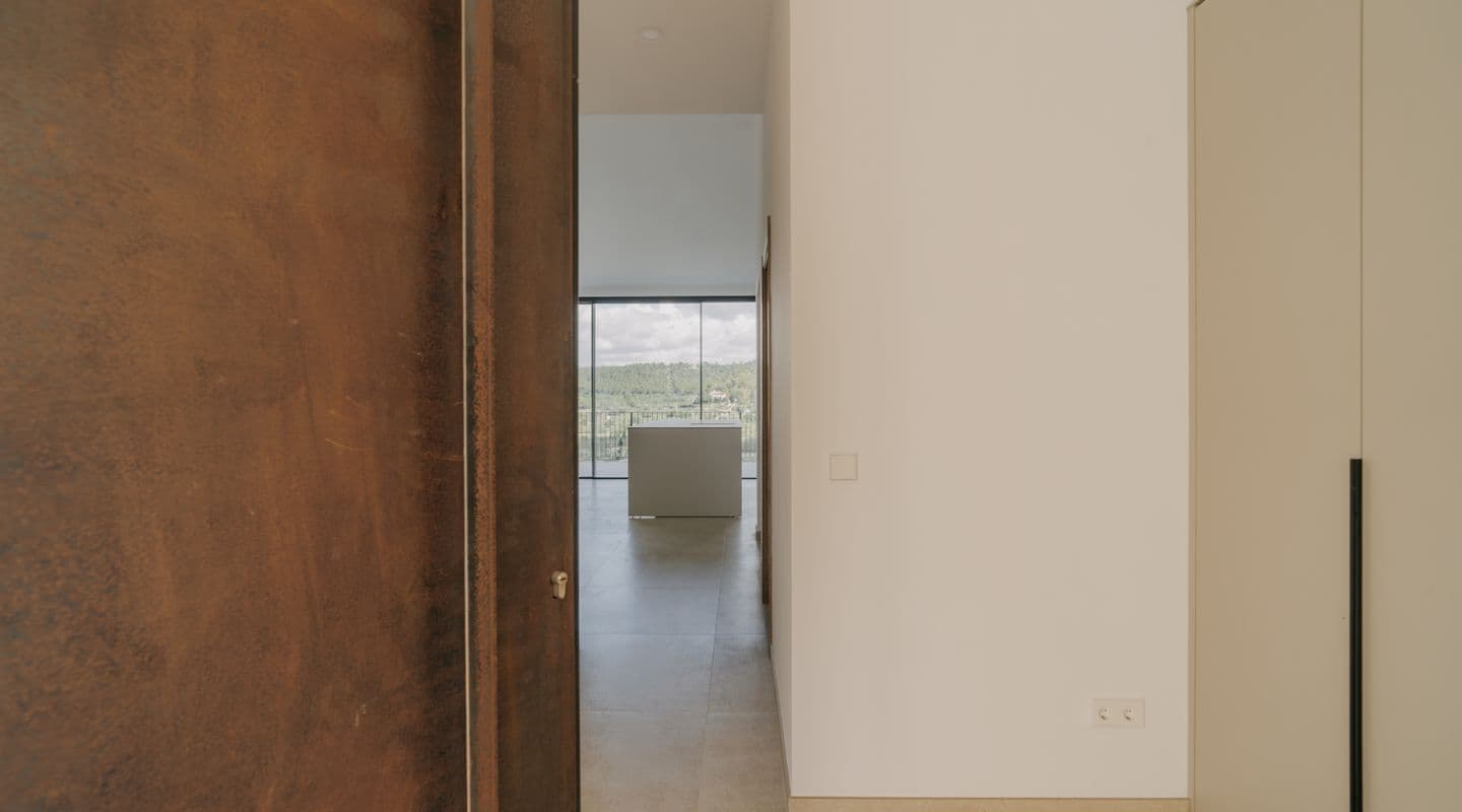 Newly Built Townhouse with Panoramic Mountain Views in Marratxí
