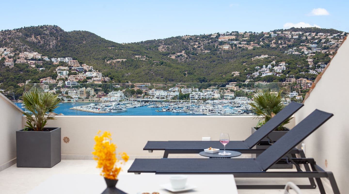 Stunning Renovated House with Sea Views in Puerto de Andratx
