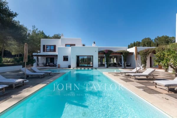 Luxury Eight-Bedroom Villa in Can Furnet, Ibiza